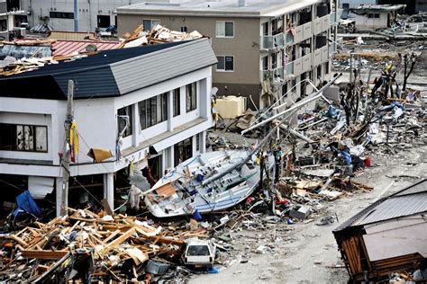 2011 Tohoku 地震：日本核能危機的導火索與反思