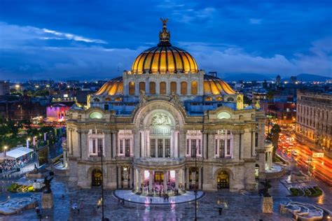   Casa de las Bellas Artes 藝術盛宴揭開墨西哥文化復興序幕